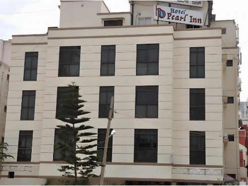Hotel Pearl Inn image 1